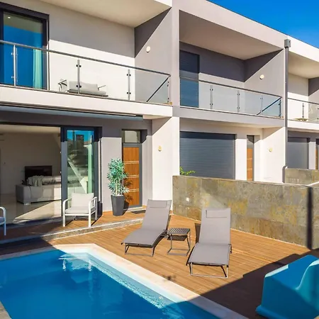 Alegre With Private Pool * Branqueira