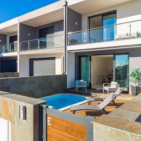 Alegre With Private Pool Villa